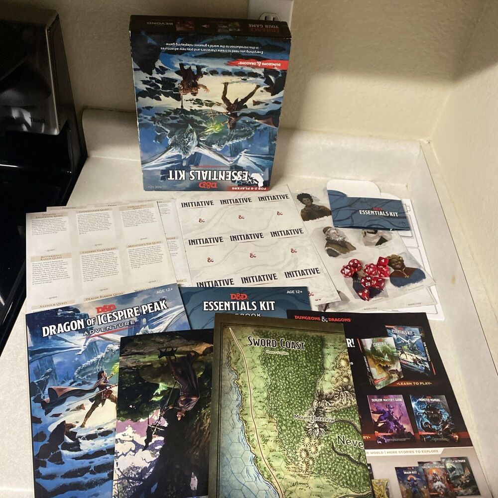 Dungeons And Dragons D&D Essentials Kit 2019 Read!